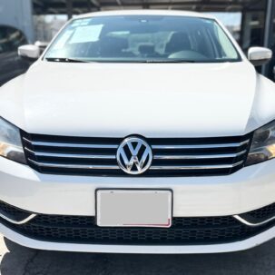 VOLKSWAGEN PASSAT COMFORTLINE AUT