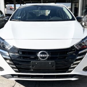 NISSAN VERSA SENSE AUT